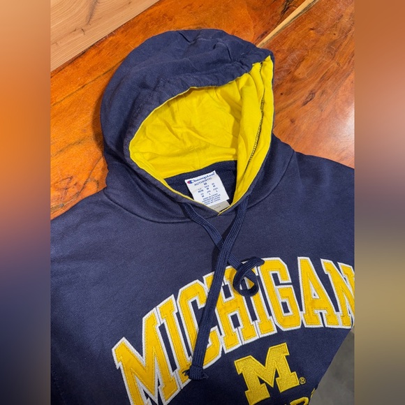 VTG Champion University Michigan Wolverines Stitched Hoodie Sweatshirt M Medium - Picture 3 of 7
